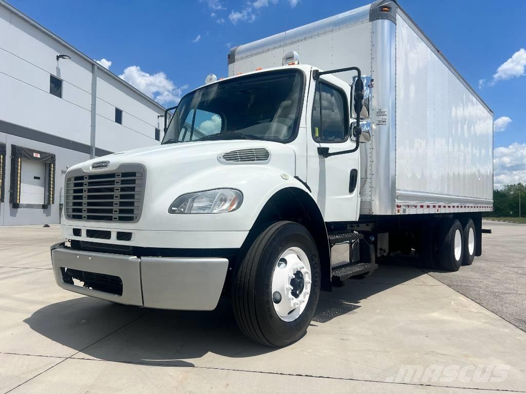 Freightliner M 106 貨箱式卡車