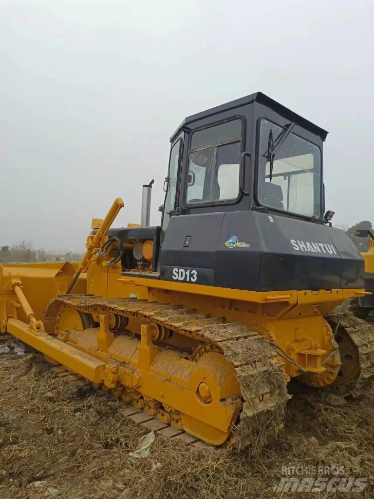 Shantui SD13 履帶推土機