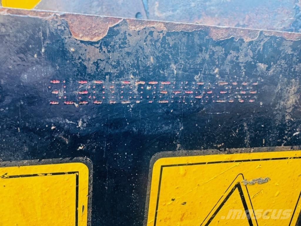 JCB 6T FT 側卸礦車