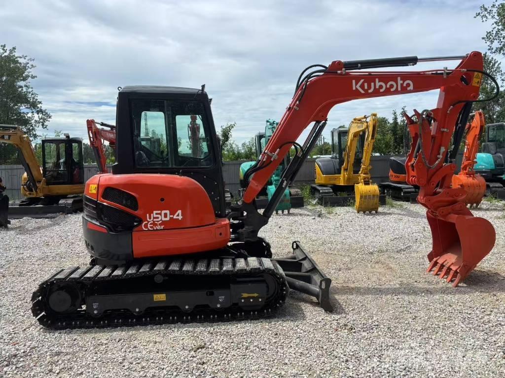 Kubota U 50 小型挖土機/掘鑿機<7t(小型挖掘機)