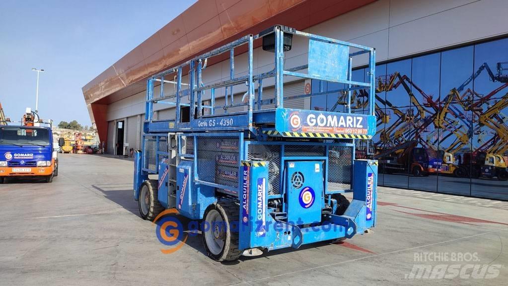 Genie GS 4390 RT 剪式升降機
