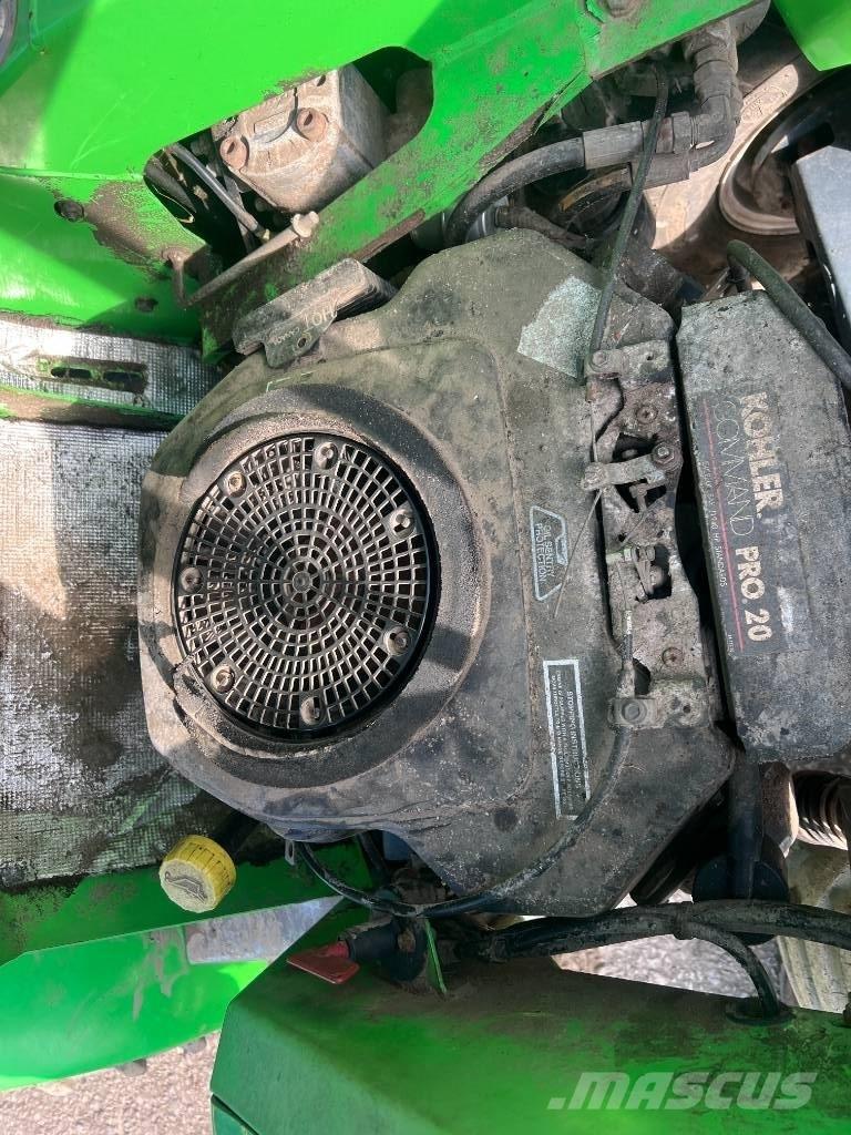 Avant 220 輪胎式裝載機