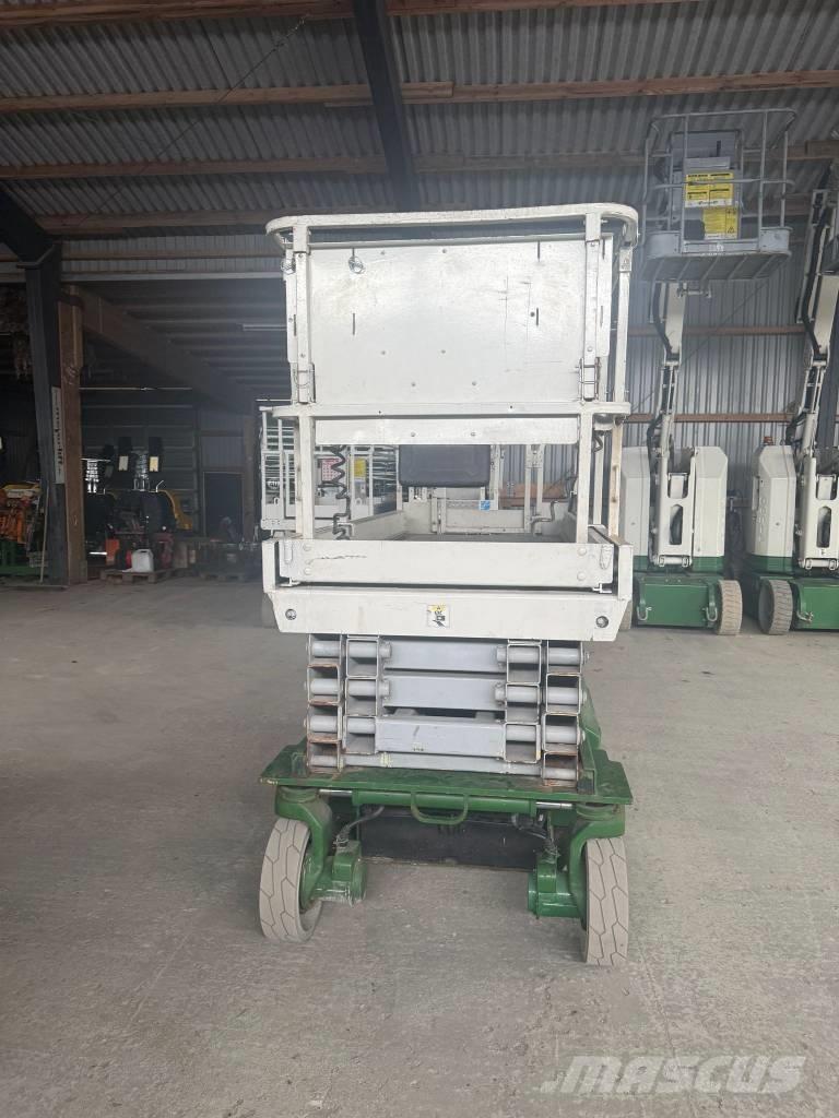 JLG 2646 ES 剪式升降機