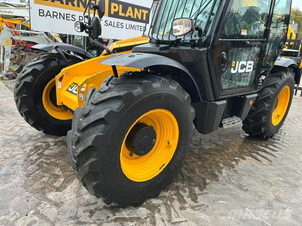 JCB 535-95 伸縮臂操作車
