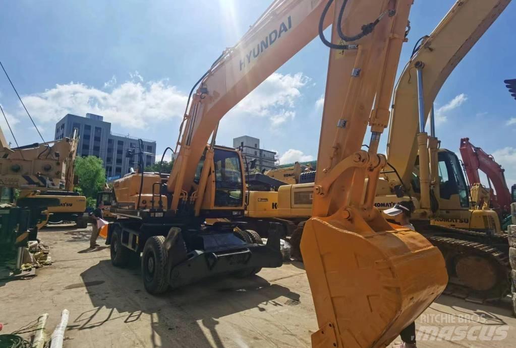 Hyundai R210W-9 旋轉式挖土機/掘鑿機/挖掘機