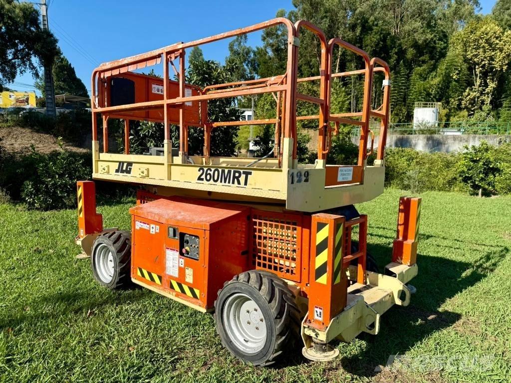 JLG 260 MRT 剪式升降機