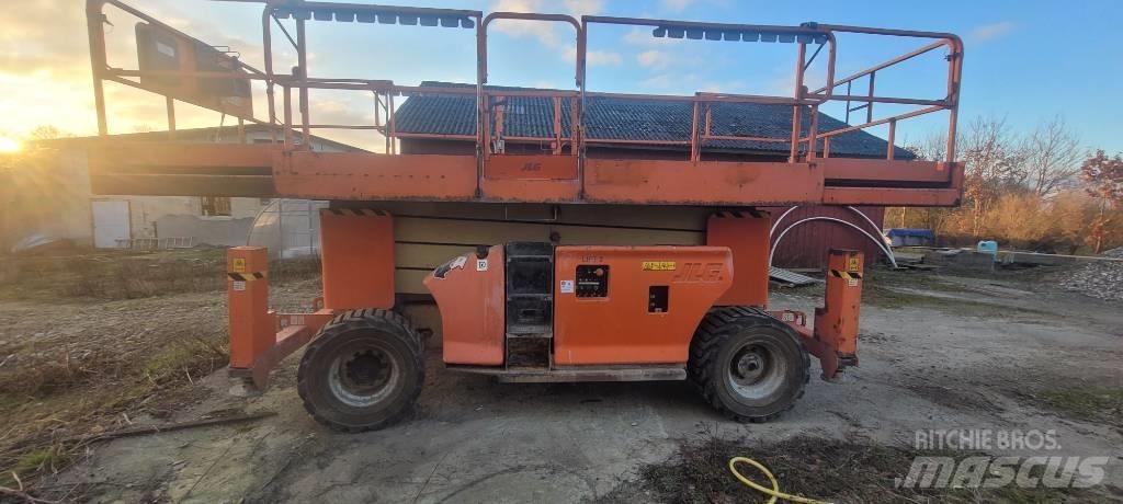 JLG 4394 RT 剪式升降機