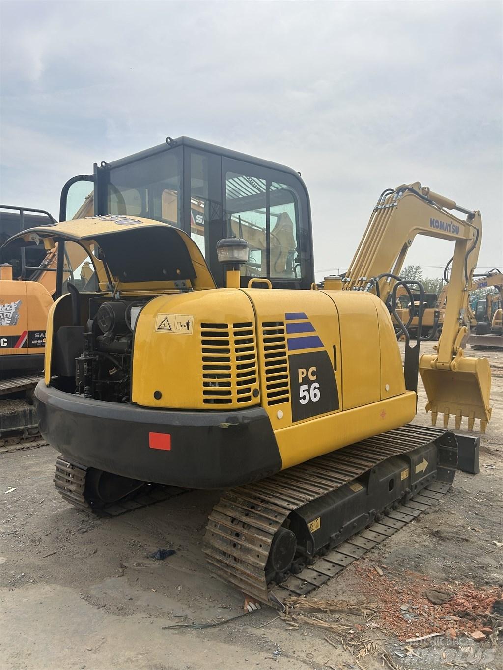 Komatsu PC 56 小型挖土機/掘鑿機<7t(小型挖掘機)