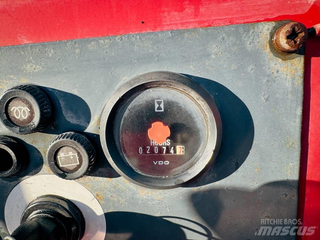 Moffett M5000 卡車載式堆高機