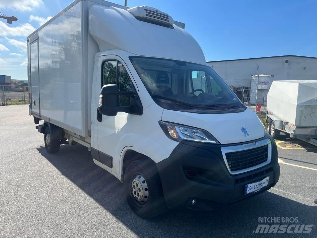 Peugeot Boxer 廂式貨物運輸車