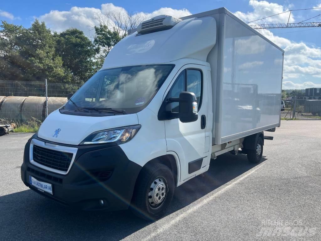 Peugeot Boxer 廂式貨物運輸車