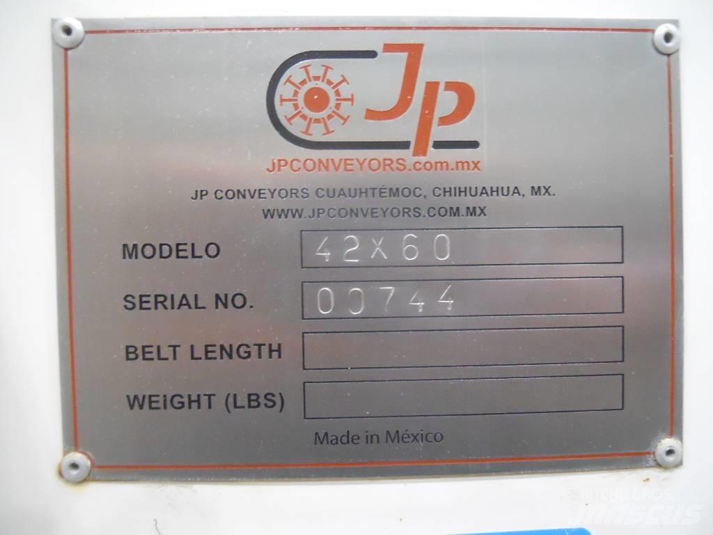  JP 4260 Triplepack 輸送機
