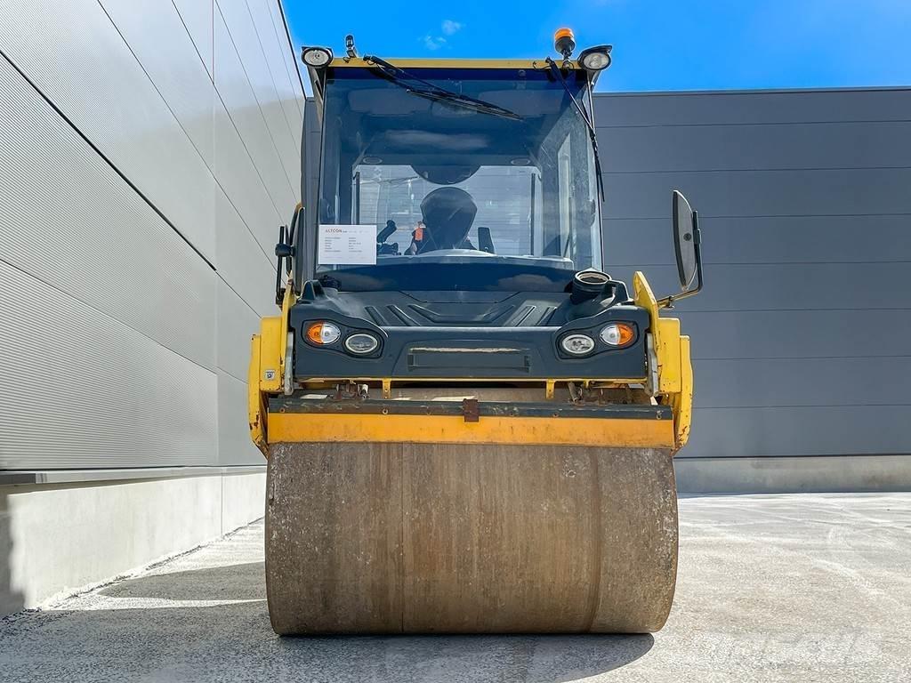 Bomag BW 154 AD-5 雙輪滾壓機