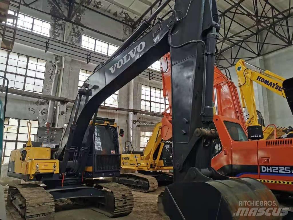 Volvo EC200D 履帶式 挖土機/掘鑿機/挖掘機