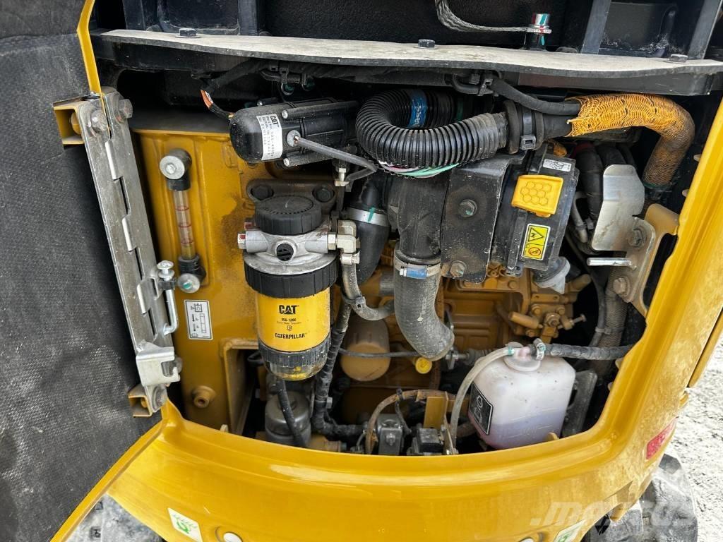 CAT 301.8 小型挖土機/掘鑿機<7t(小型挖掘機)