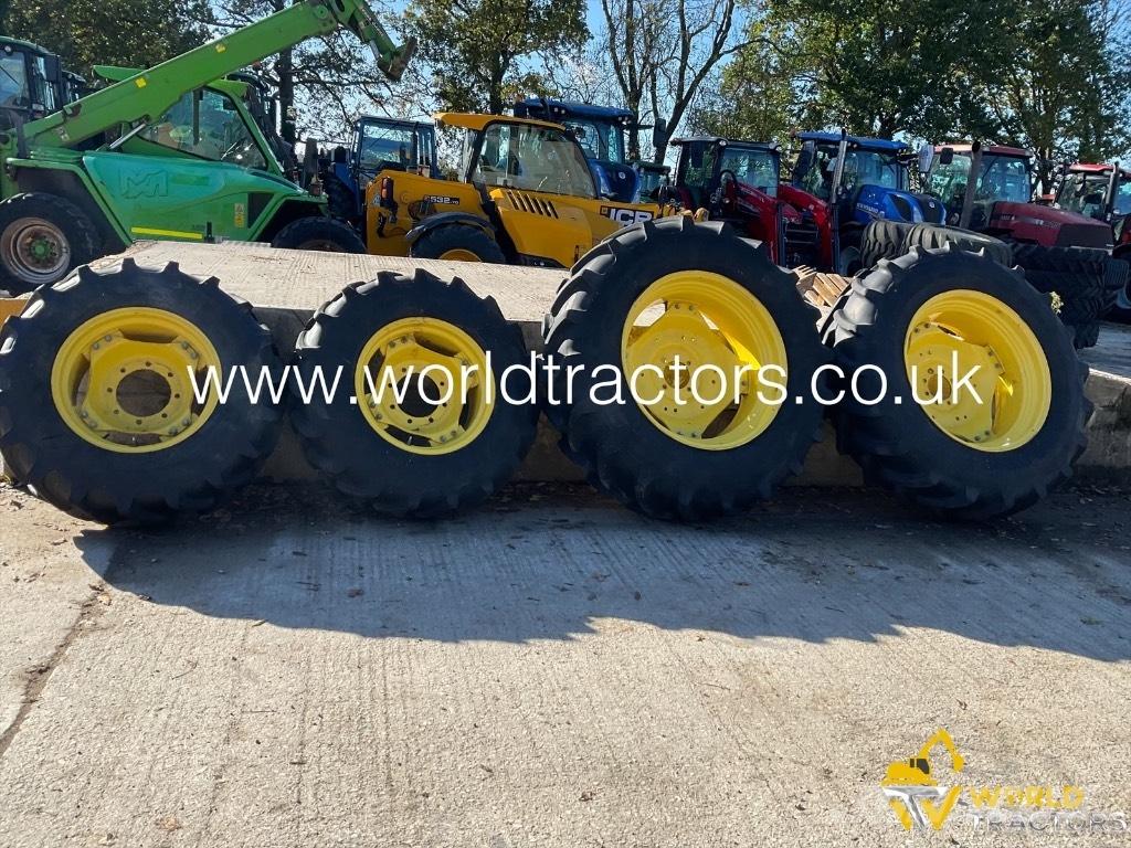 Firestone TYRES 輪胎、車輪和輪圈