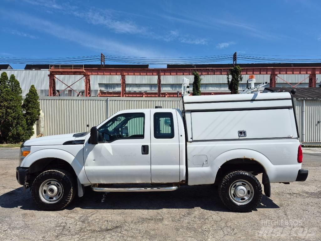 Ford F 250 皮卡.傳統半斗卡車/側卸板