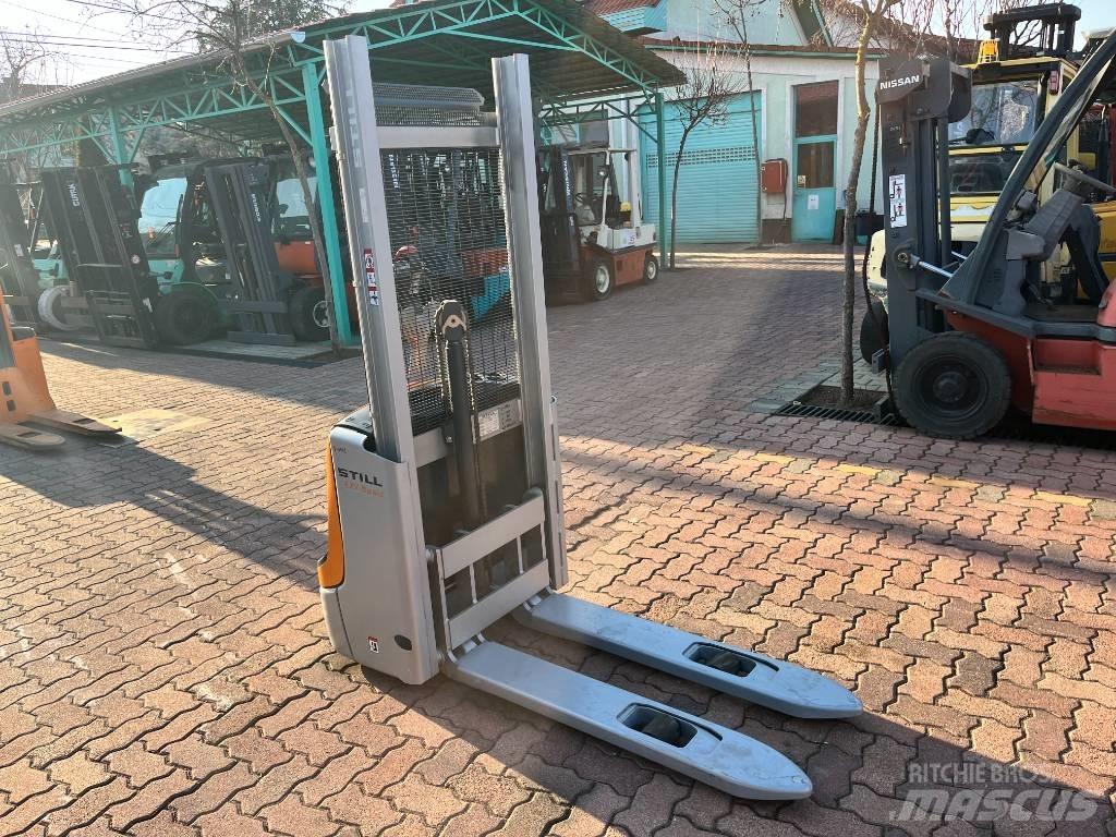 Still EXV 10 V-4103 行走控制式堆積機
