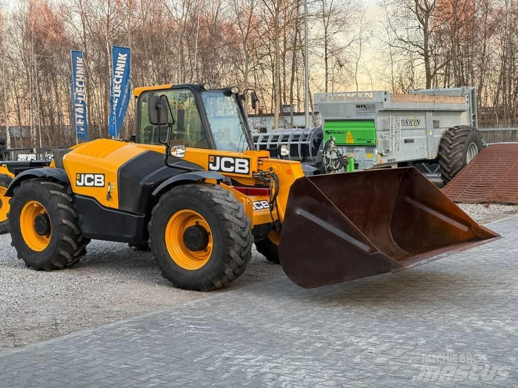 JCB 526-56 Agri 伸縮輪式裝載機