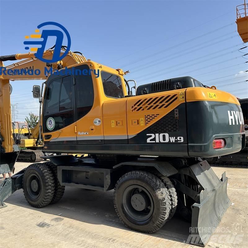 Hyundai 210W-9 旋轉式挖土機/掘鑿機/挖掘機