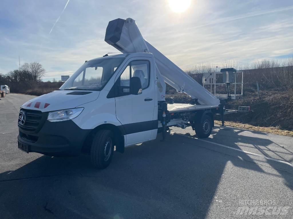 Ruthmann TB 300 卡車裝載高空作業車