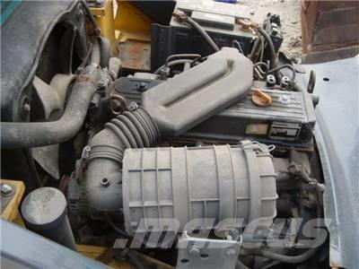 Komatsu FD 30 T-14 柴油卡車