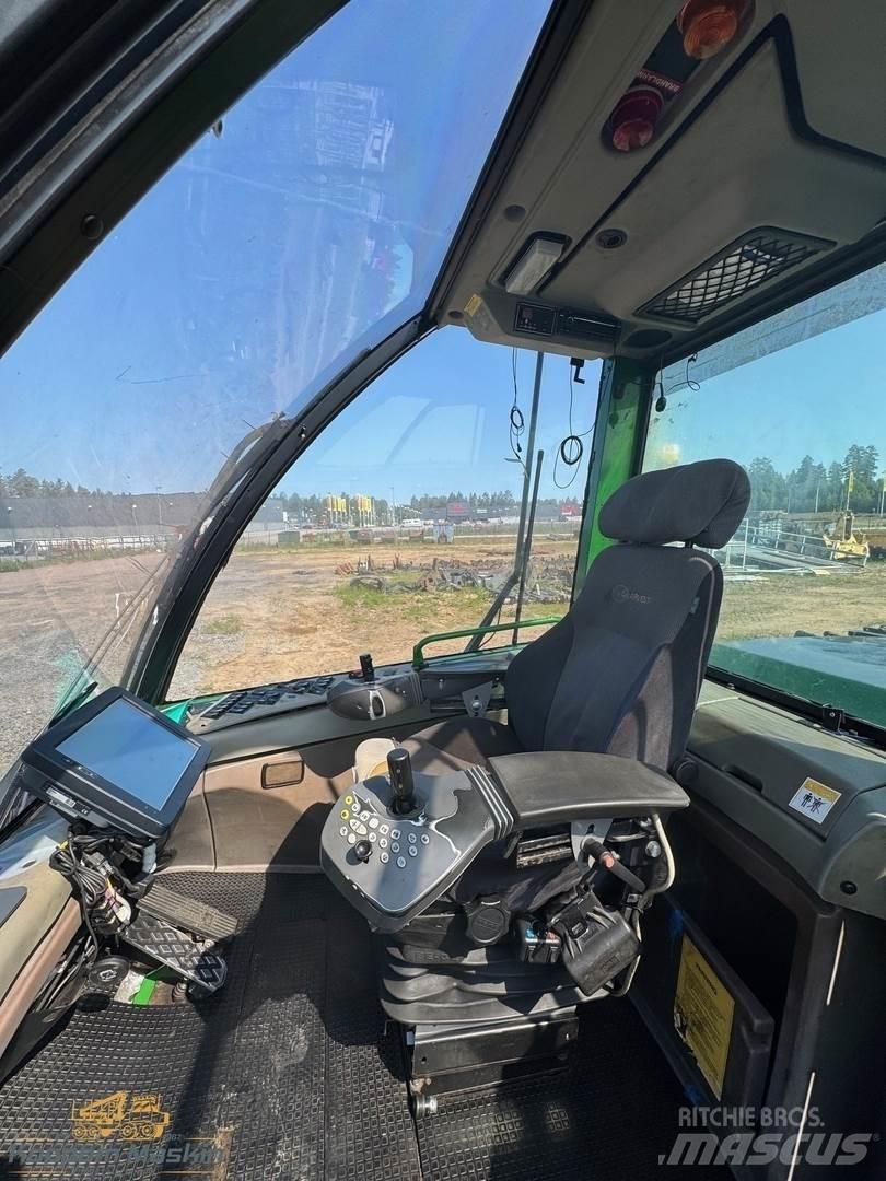 John Deere 1470D 收穫機