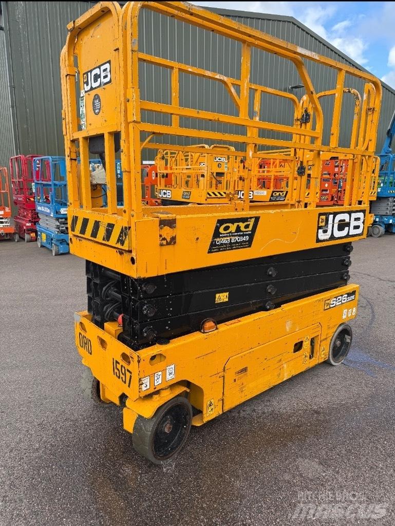 JCB S 2632 E 剪式升降機