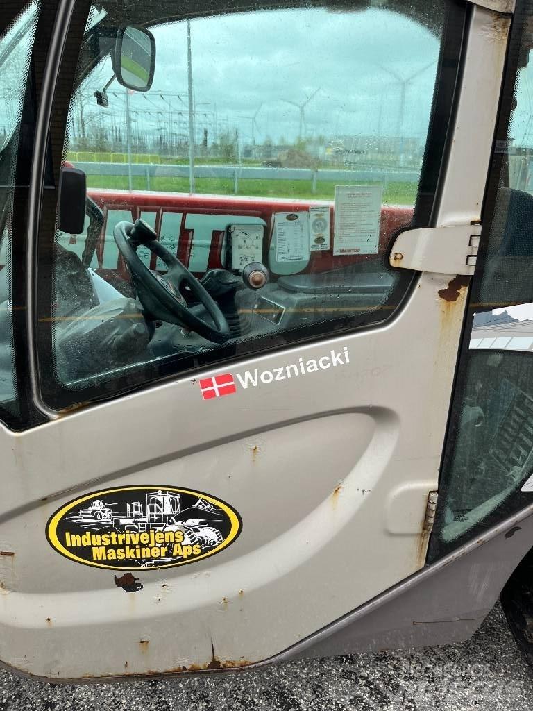 Manitou MT 625 伸縮臂操作車