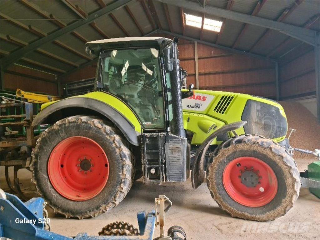 CLAAS Axion 810 曳引機