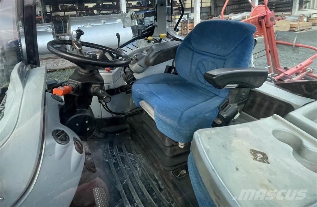 New Holland T 6020 曳引機