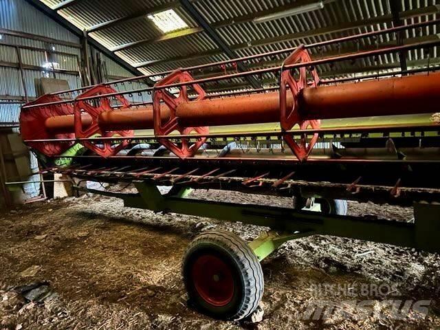 CLAAS Lexion 460 聯合收穫機