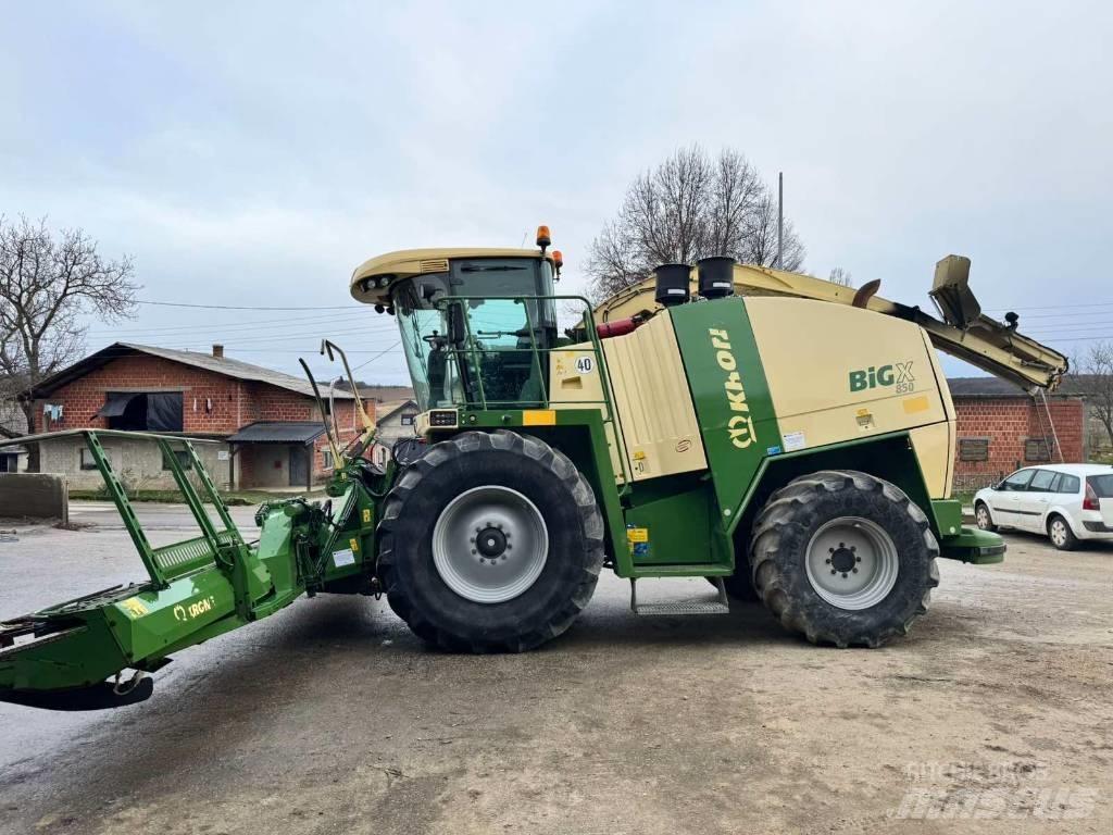Krone Big X 850 自走式飼料採集機