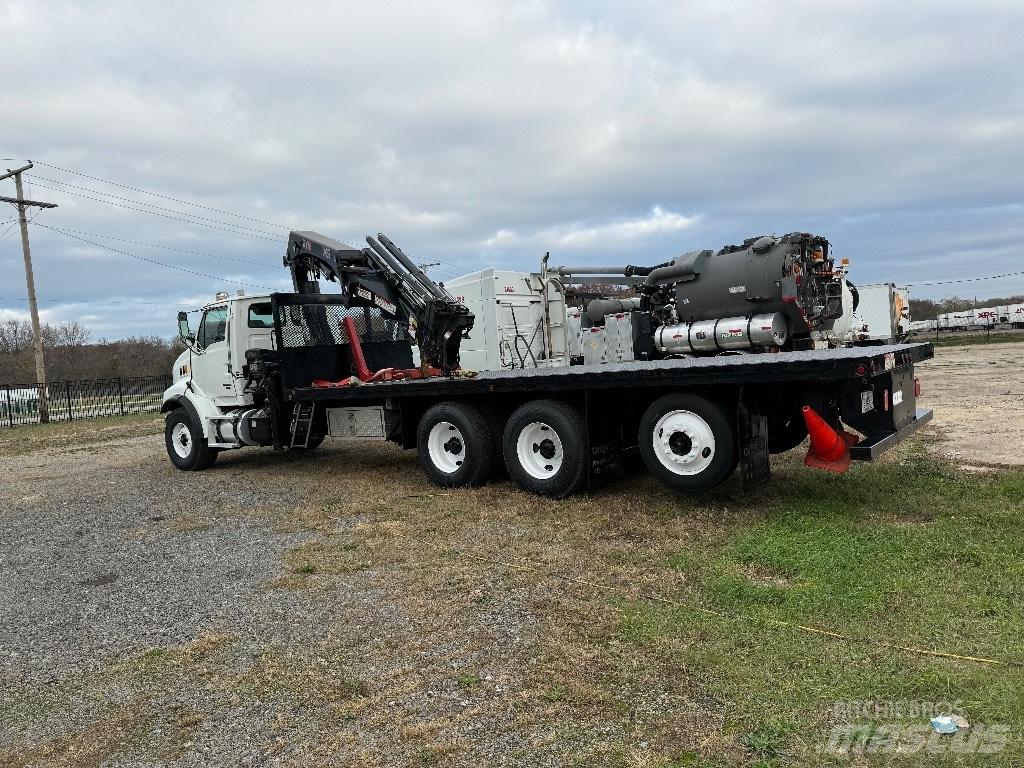 Hiab 228 E -5 HIPRO 履帶式起重機