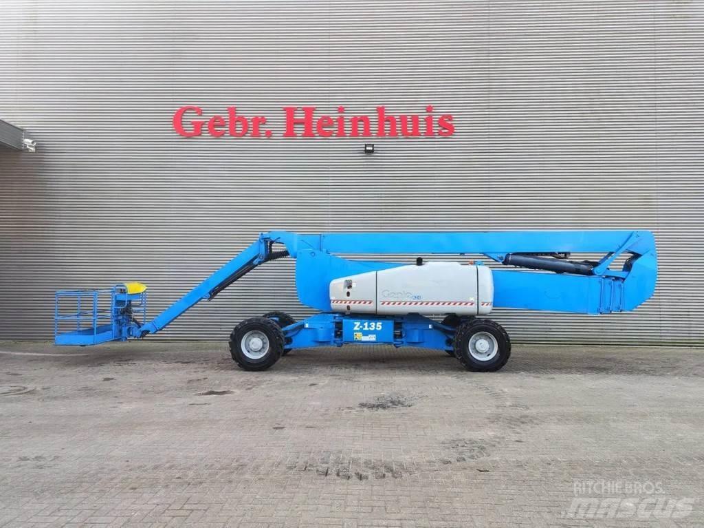 Genie Z-135 伸縮臂高空作業車