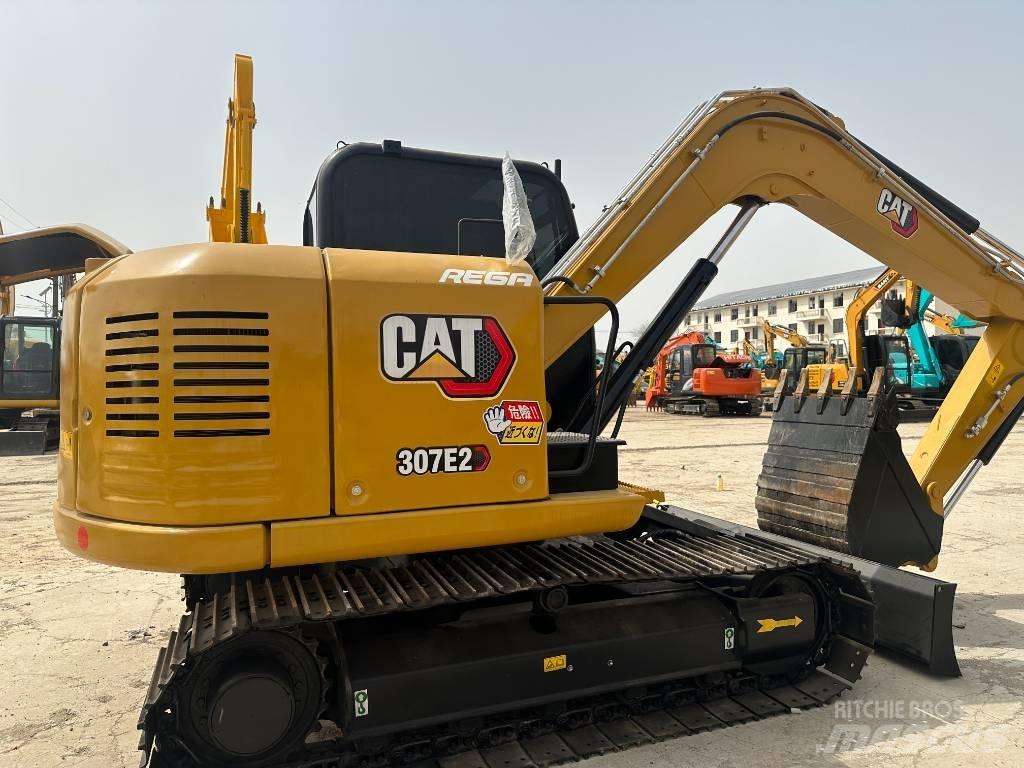 CAT 307E2 小型挖土機/掘鑿機<7t(小型挖掘機)