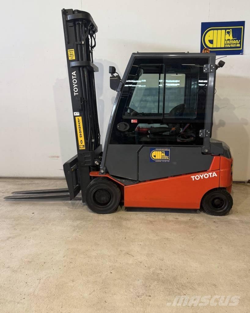 Toyota truck 8FBMT35 電動堆高機