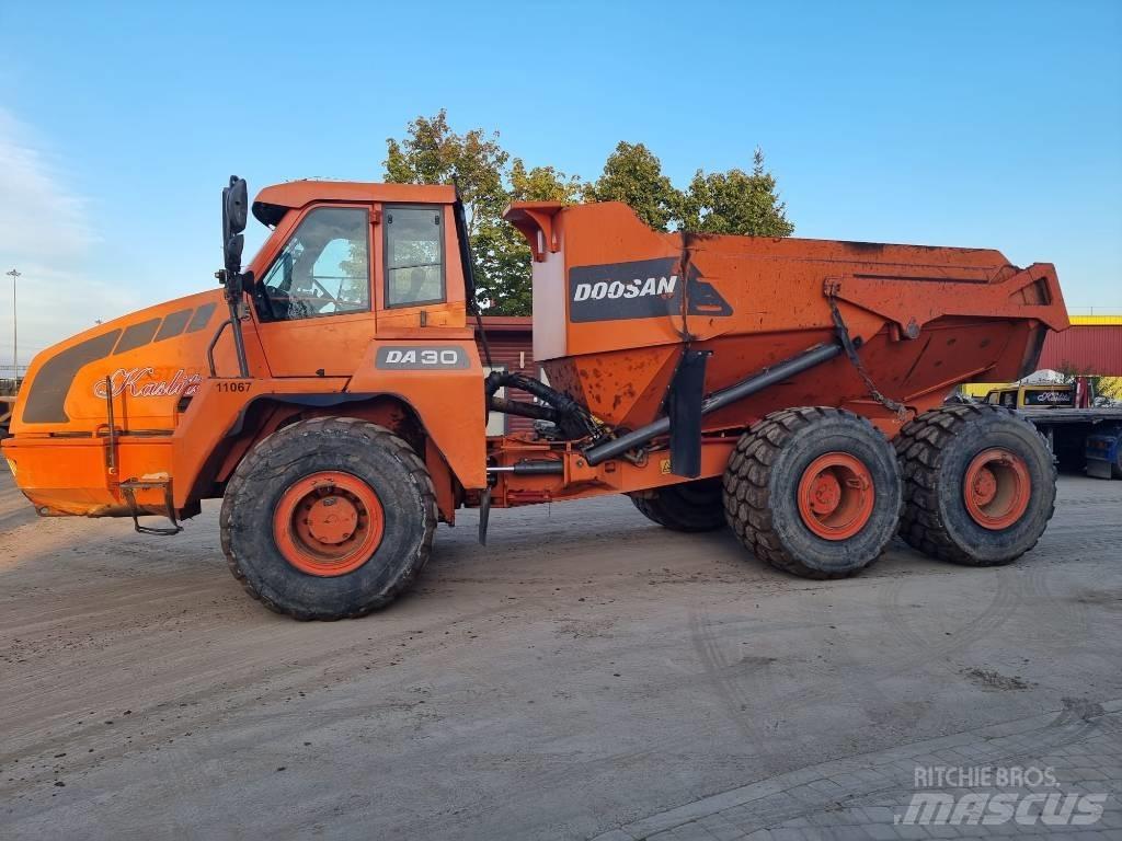 Doosan DA 30 鉸接式起吊車