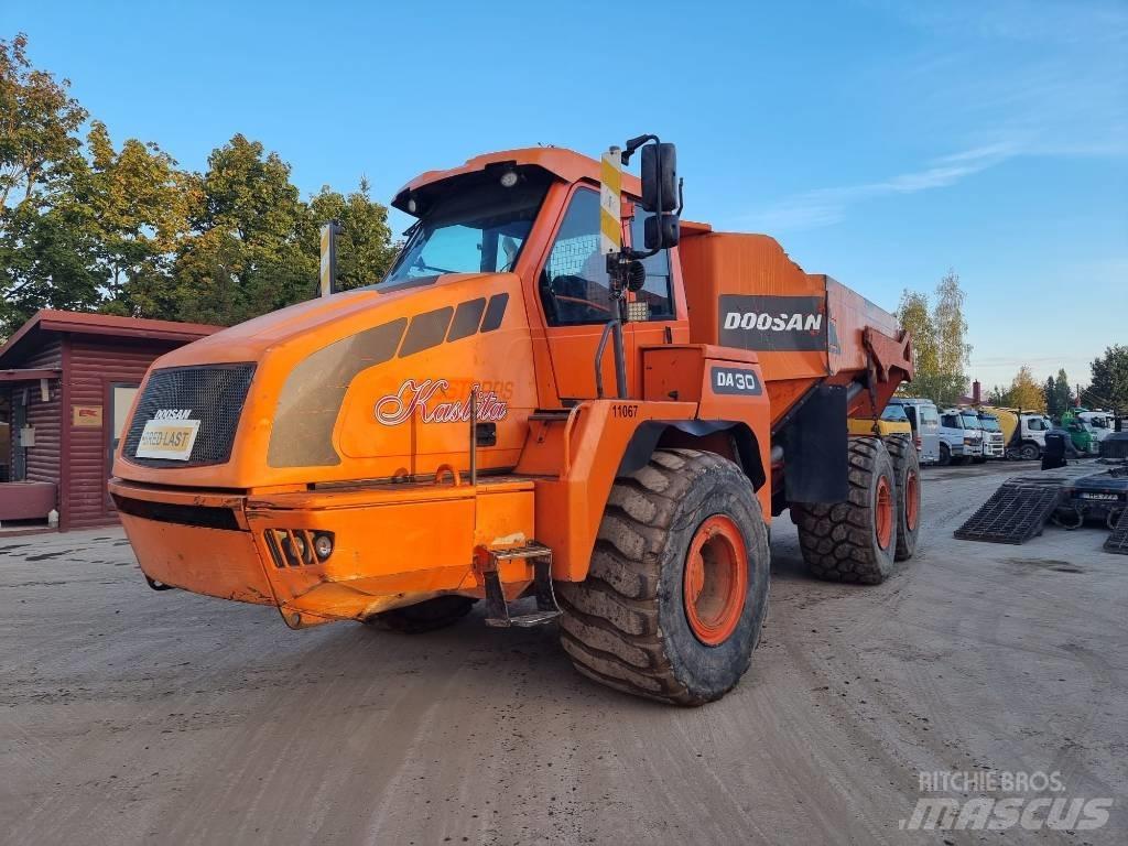 Doosan DA 30 鉸接式起吊車