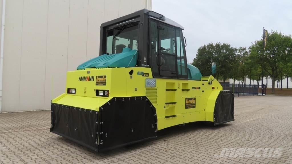 Ammann ART 240 膠輪滾壓機