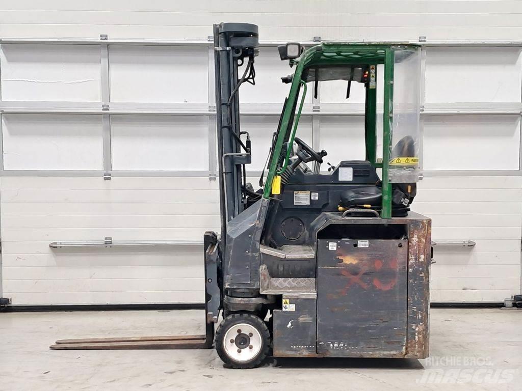Combilift C3000CBE 鏟裝機