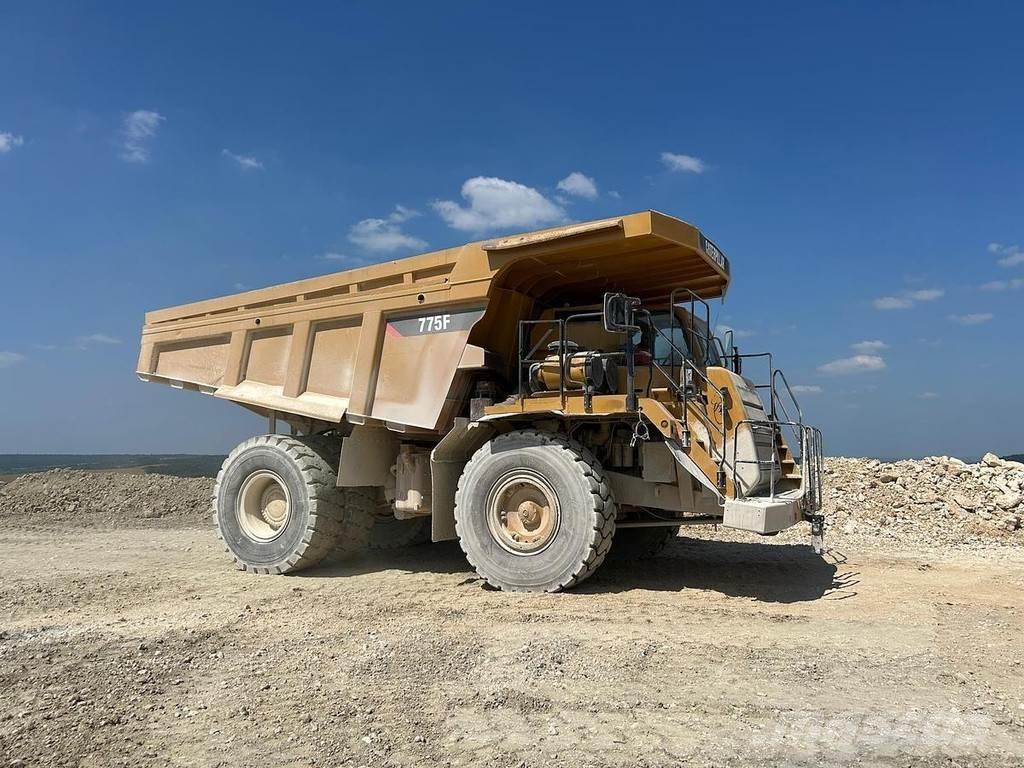 CAT Rebuilt 775F - 側卸礦車
