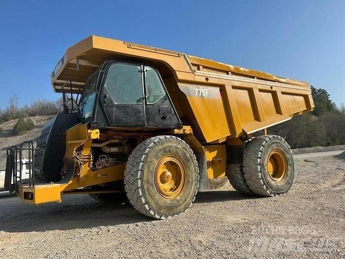CAT Rebuilt 775F - 側卸礦車