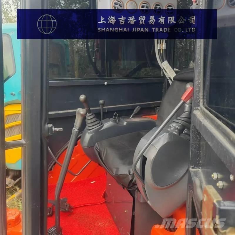 Kubota U 20 小型挖土機/掘鑿機<7t(小型挖掘機)