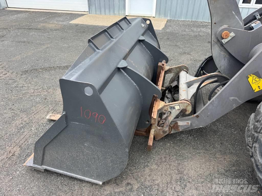 Volvo L 35 G 輪胎式裝載機