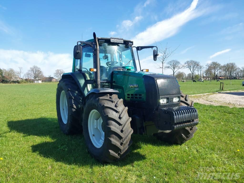 Valtra 6650 TwinTrac 曳引機