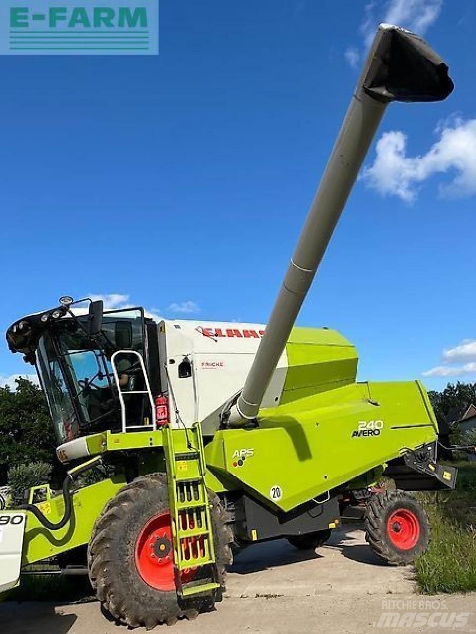 CLAAS avero 240 聯合收穫機