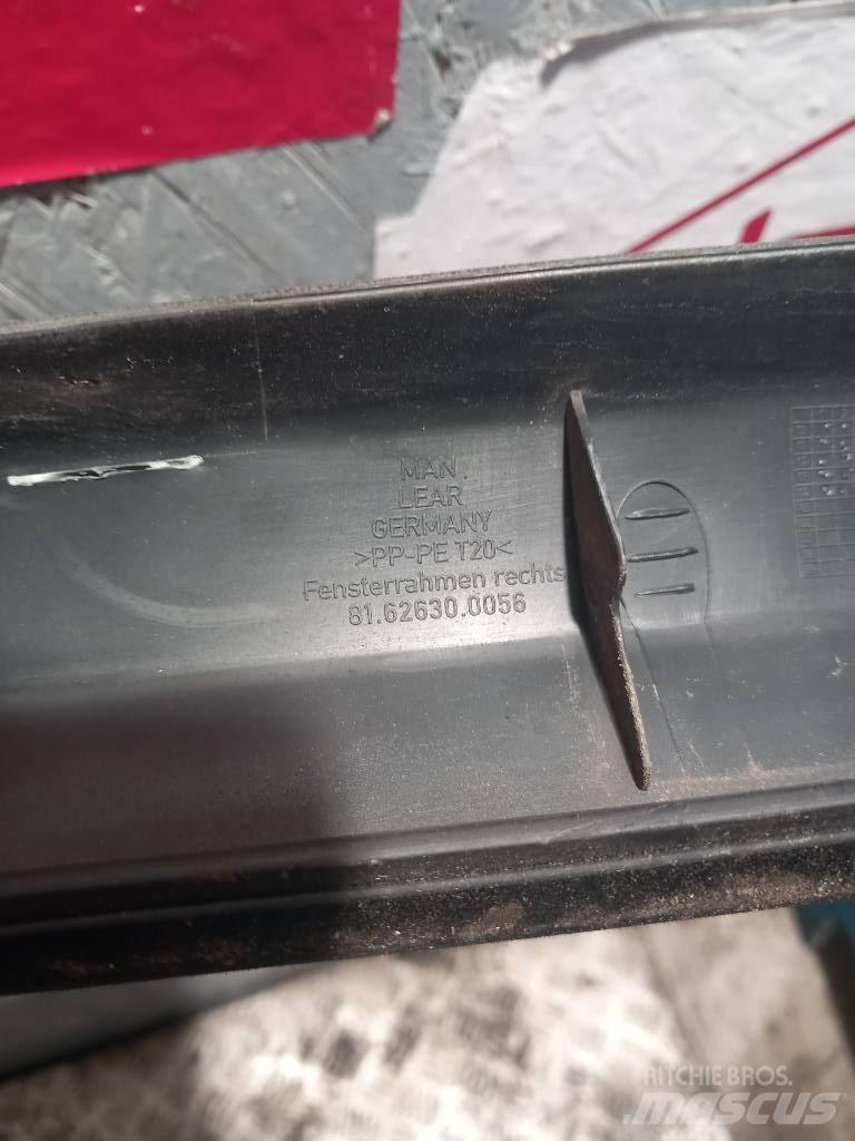 MAN TGA 81626456035 駕駛室與內部