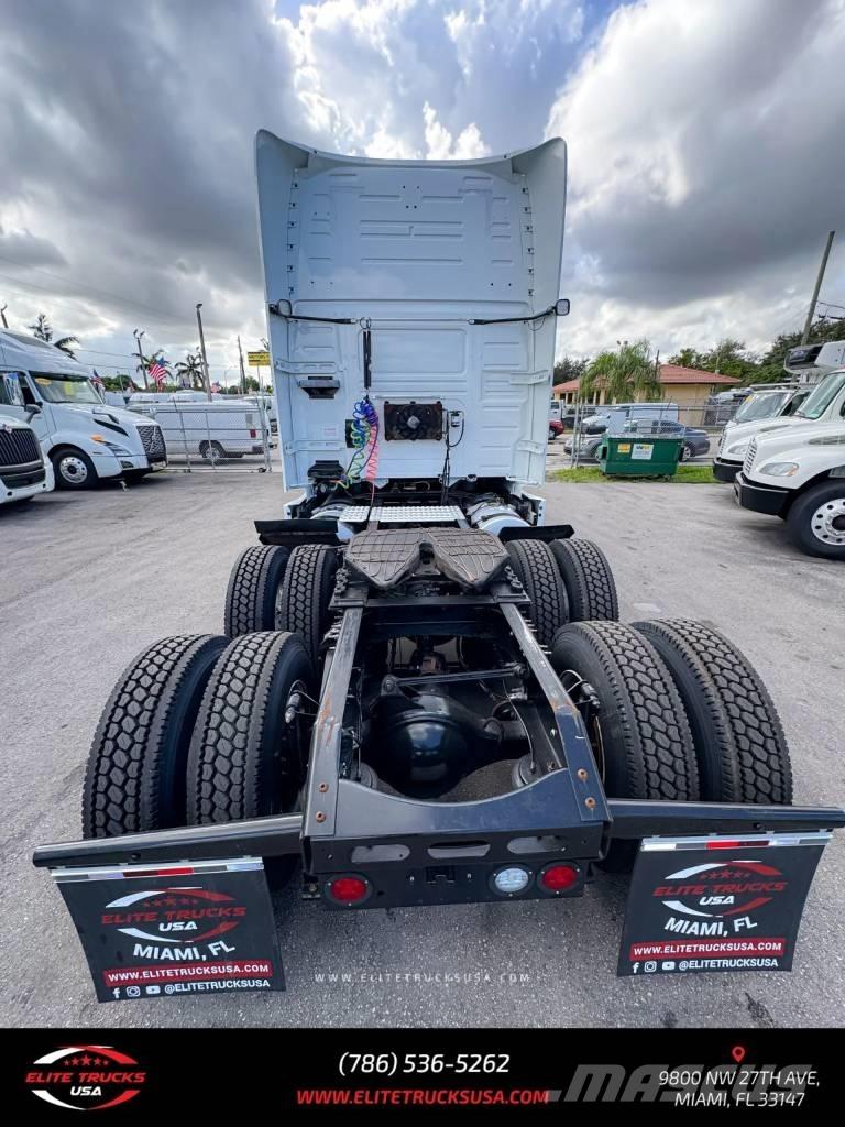 Volvo Commercial VNL 曳引機組件