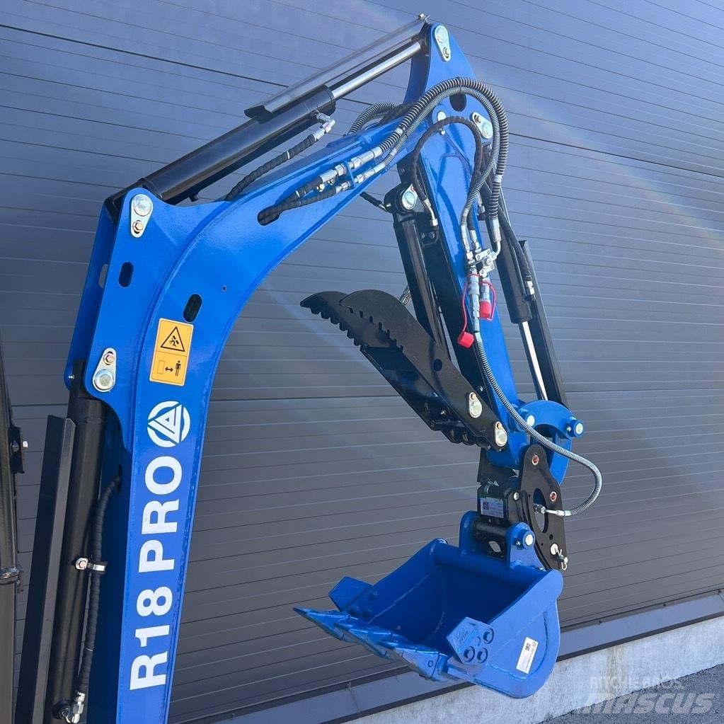 Rippa R18 Pro 小型挖土機/掘鑿機<7t(小型挖掘機)